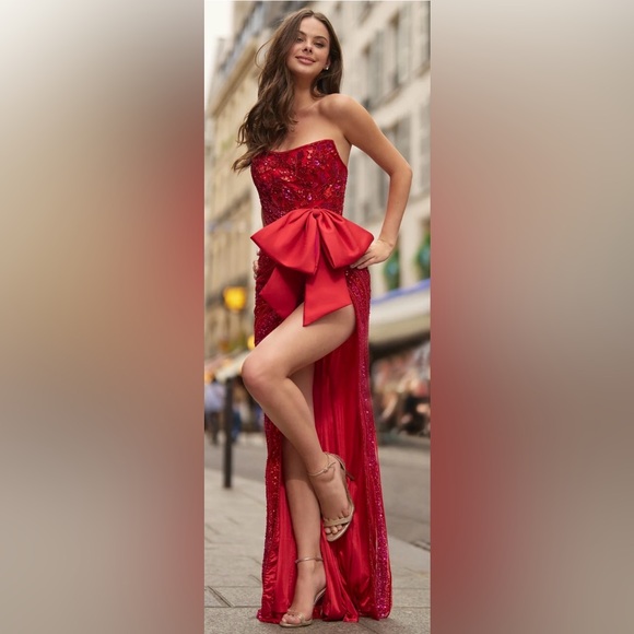 Sherri Hill 56896 Red/Fuchsia Sweetheart Neck Strapless Beaded w/Bow Skirt Slit - Picture 3 of 7